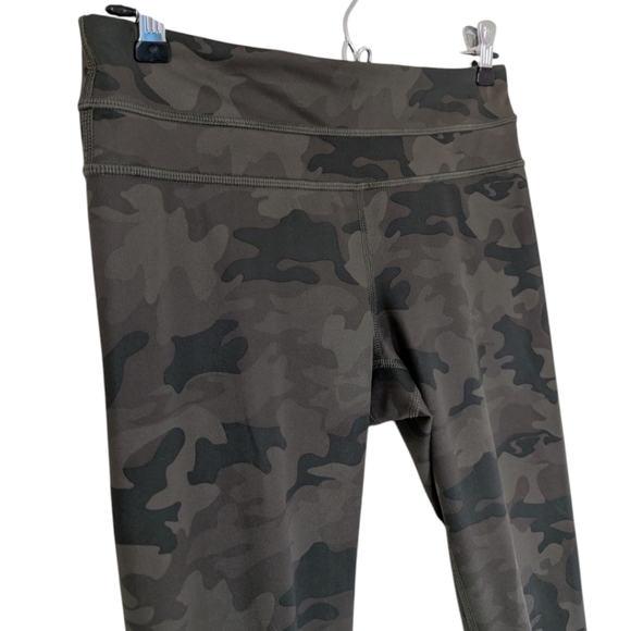 Lululemon Run: Inspire Crop II Womens 4 Active Run Yoga Ahtleisure Camo Green - Picture 6 of 15